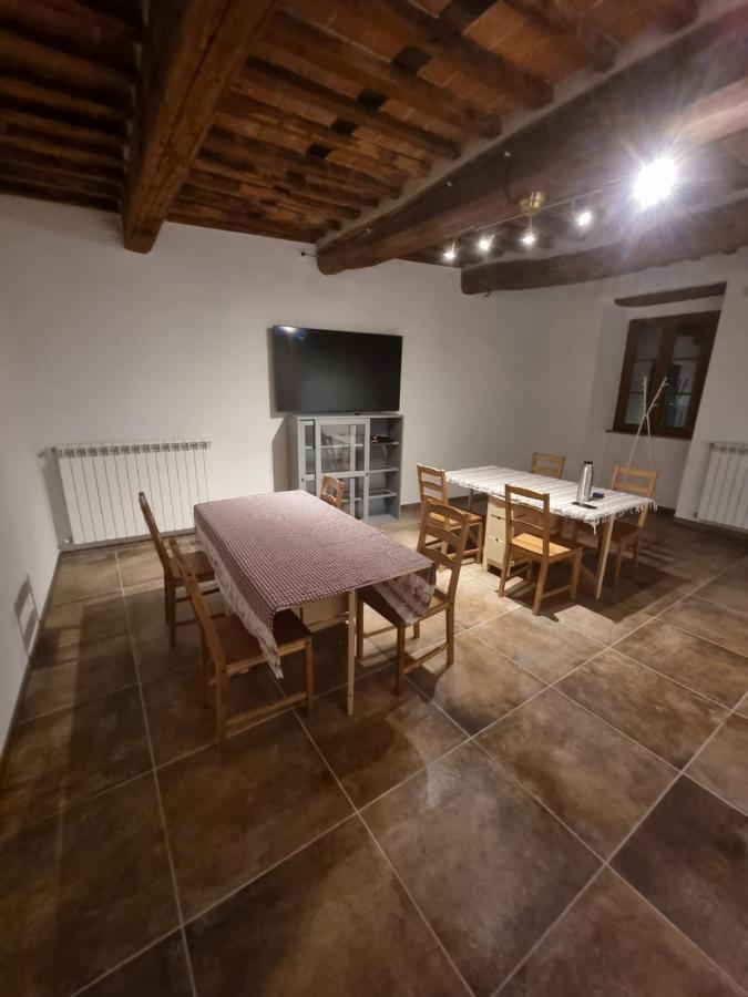 Agriturismo Il Castello Borgo a Mozzano Exterior foto